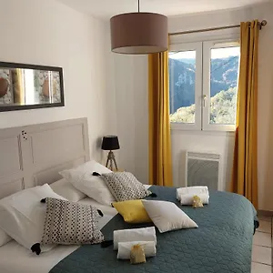 Bed & Breakfast Les De, Bouyon